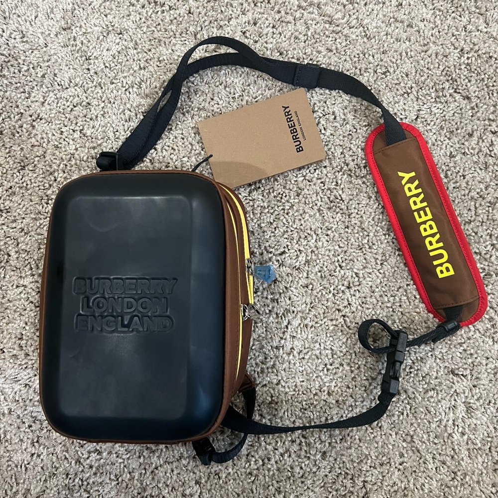 BURBERRY CROSS BODY FOR MEN